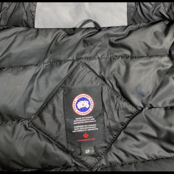 Canada Goose Lodge Packable Down Coat - Picture 6 of 8